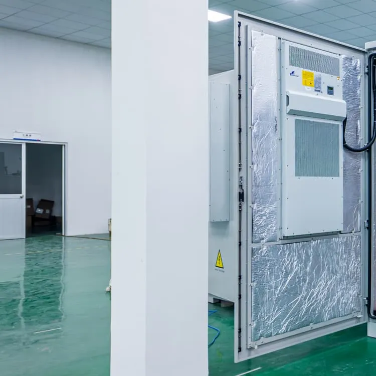 Solar energy storage battery with air conditioning