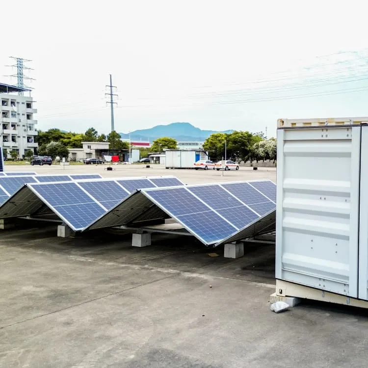 How many inverters are there in India for communication base stations 