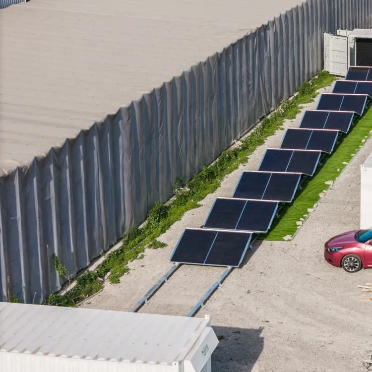 The uninterruptible power supply energy storage cabinet of the solar container communication station can block