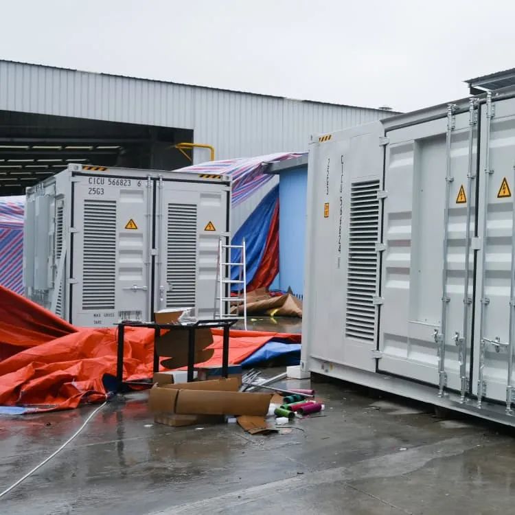 Off-grid supplier of mobile energy storage containers for base stations